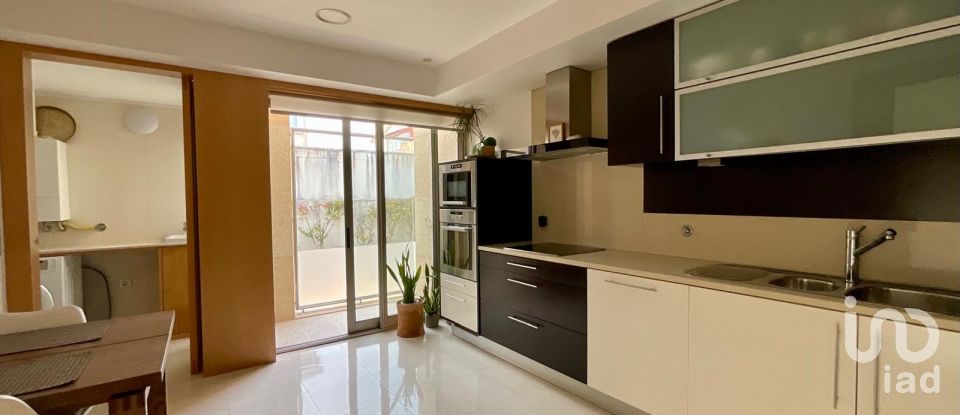 Lodge T4 in Arcozelo of 259 m²