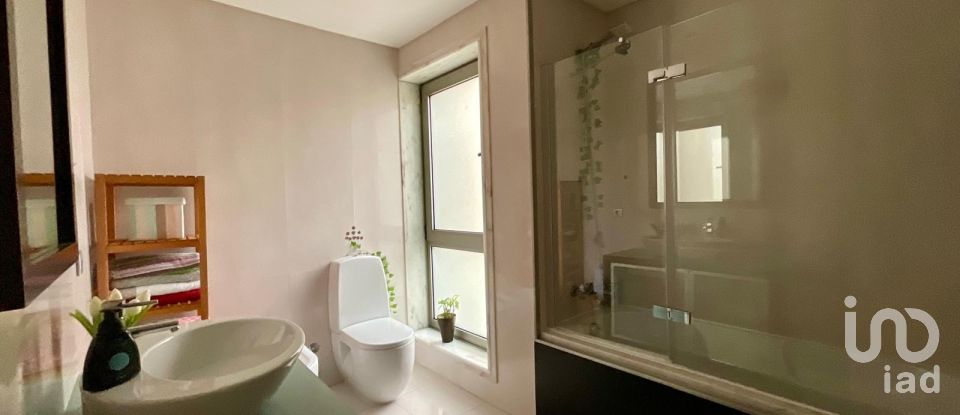 Lodge T4 in Arcozelo of 259 m²