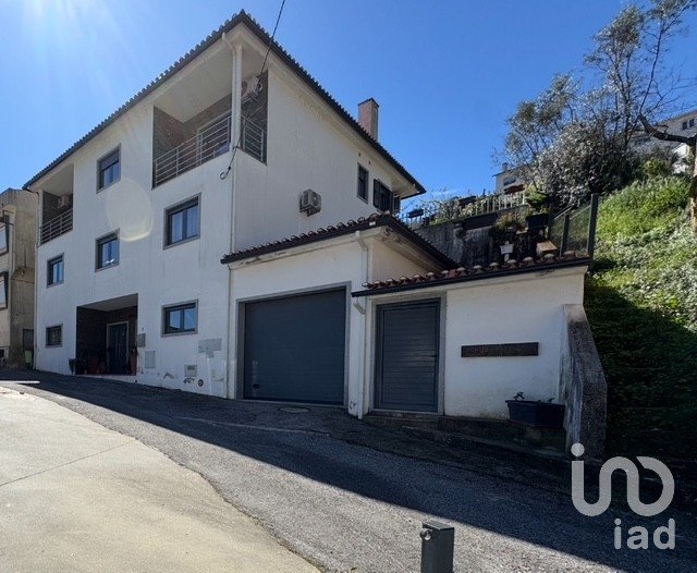 Village house T4 in Troviscal of 359 m²