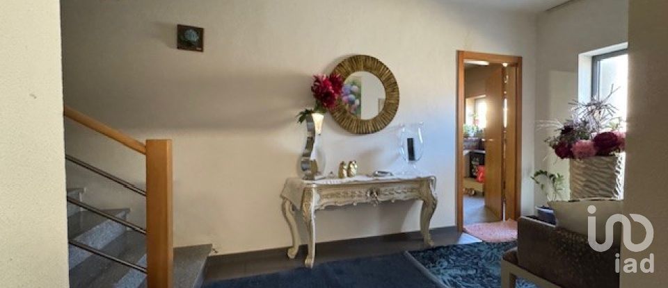 Village house T4 in Troviscal of 359 m²