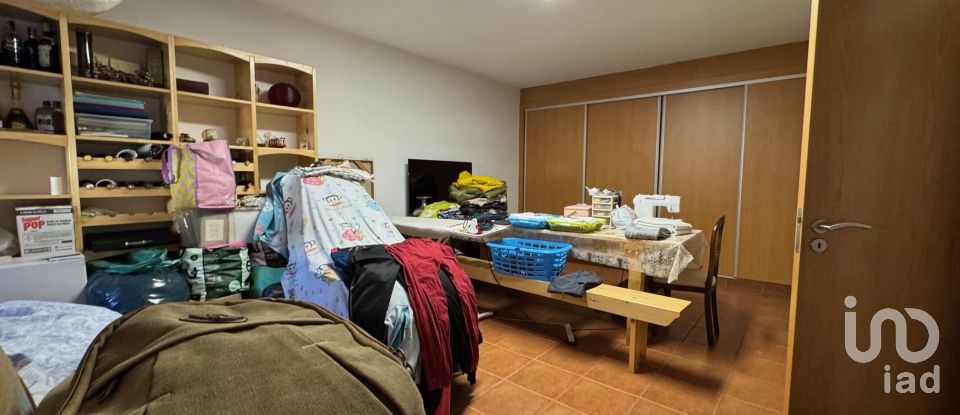 Village house T4 in Troviscal of 359 m²