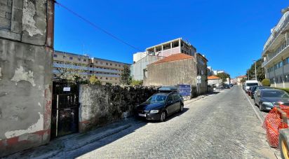 Terrain à Ramalde de 1 068 m²