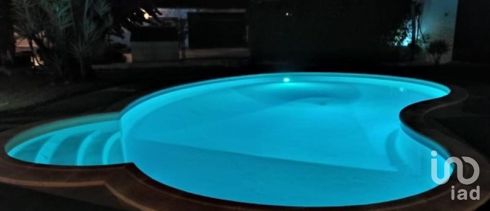 House T10 in Louriçal of 1,000 m²