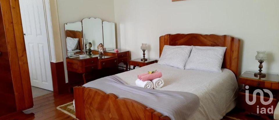 House T10 in Louriçal of 1,000 m²