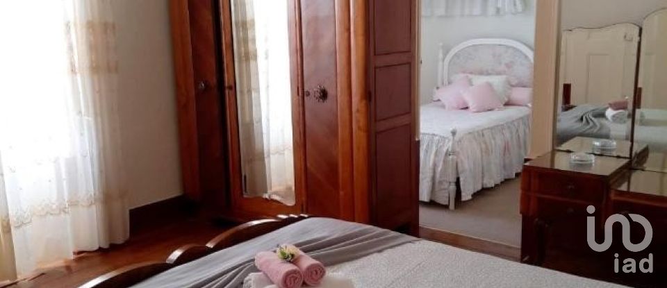 House T10 in Louriçal of 1,000 m²