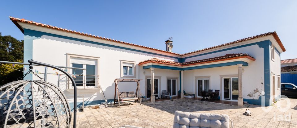 Quinta T4 em Salir de Matos de 483 m²