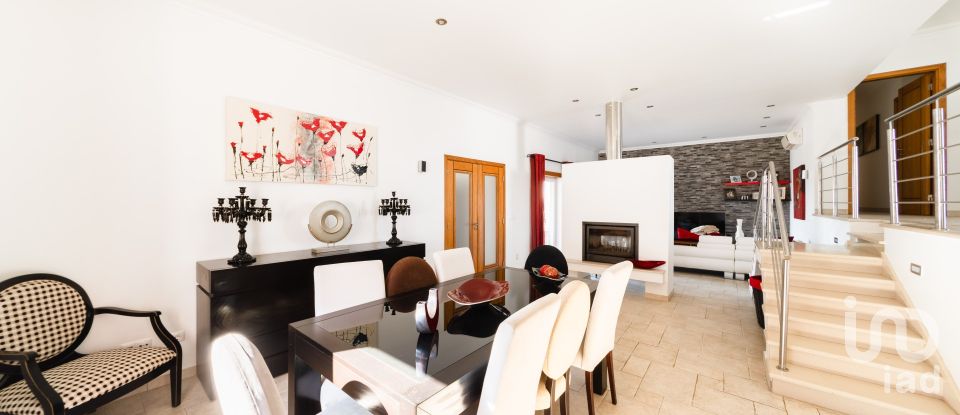 Quinta T4 em Salir de Matos de 483 m²