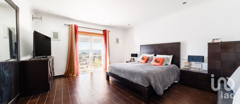 Quinta T4 em Salir de Matos de 483 m²