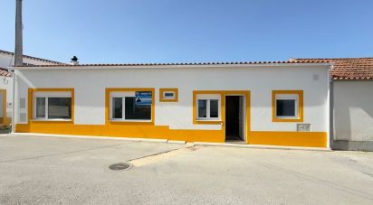 Moradia T2 em Marmeleira e Assentiz de 138 m²