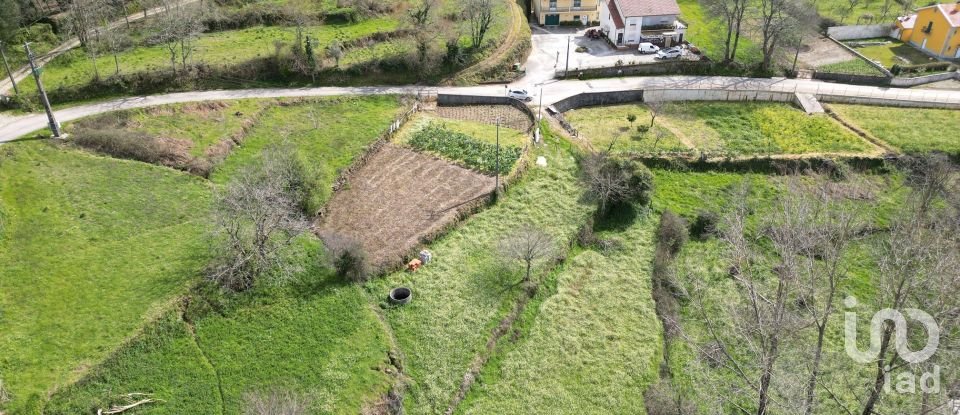 Terreno urbano em Espinhal de 1 640 m²