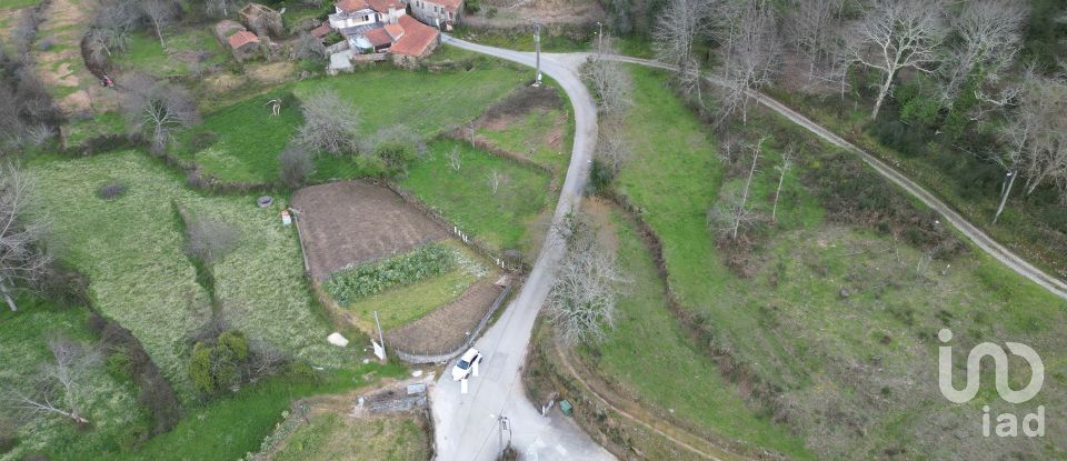 Terreno urbano em Espinhal de 1 640 m²