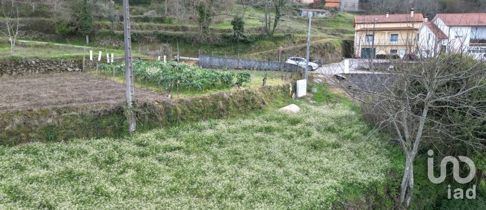 Terreno urbano em Espinhal de 1 640 m²