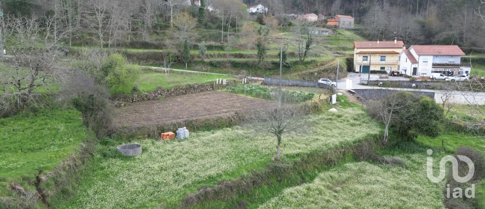 Terreno urbano em Espinhal de 1 640 m²