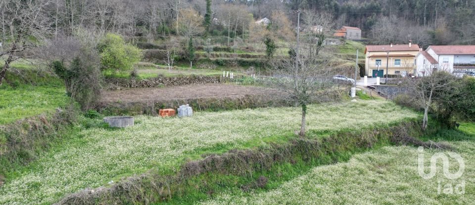 Terreno urbano em Espinhal de 1 640 m²