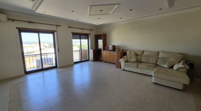 Apartamento T3 em Cadaval e Pêro Moniz de 134 m²