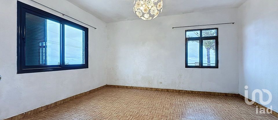 House T2 in Santana of 2,890 m²