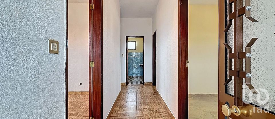 House T2 in Santana of 2,890 m²