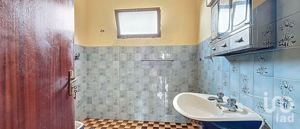 House T2 in Santana of 2,890 m²