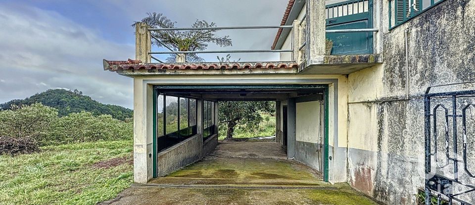 House T2 in Santana of 2,890 m²