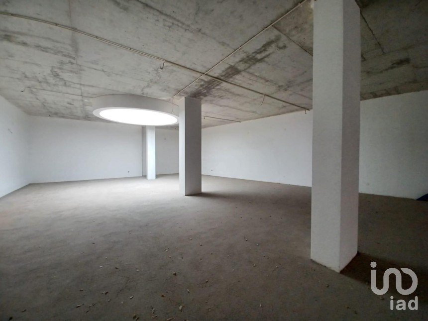 Shop / premises commercial in Cidade da Maia of 315 m²