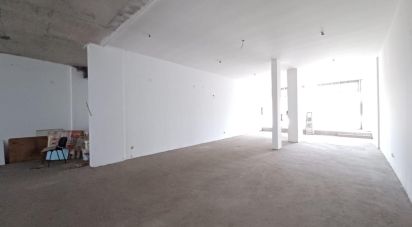 Boutique/Local commercial à Cidade da Maia de 315 m²