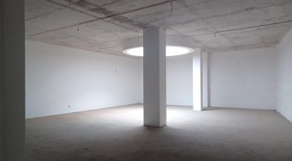 Boutique/Local commercial à Cidade da Maia de 315 m²