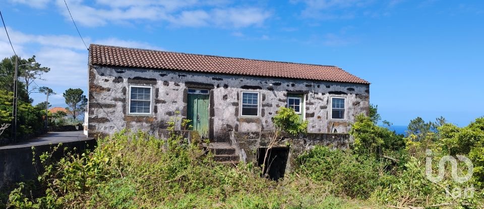 Moradia T2 em Santa Luzia de 90 m²