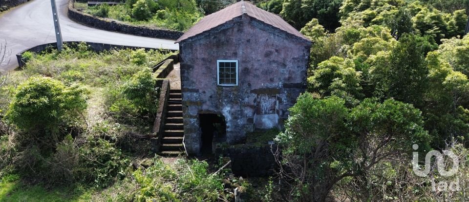 Moradia T2 em Santa Luzia de 90 m²