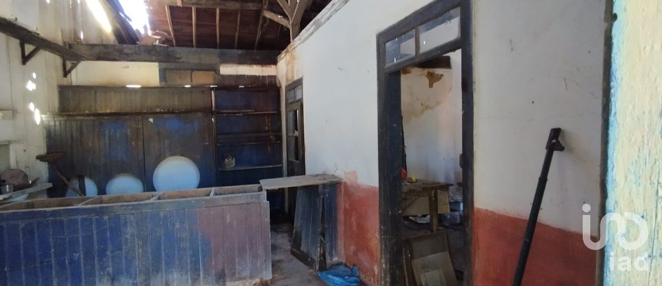 Moradia T2 em Arrouquelas de 400 m²