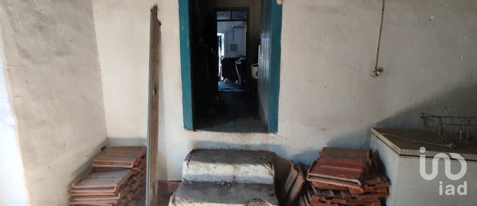 Moradia T2 em Arrouquelas de 400 m²