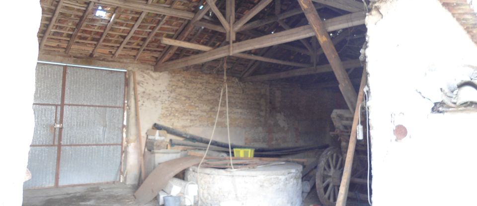 Moradia T2 em Arrouquelas de 400 m²