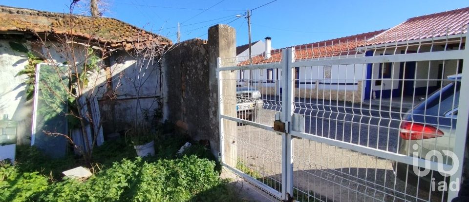 Moradia T2 em Arrouquelas de 400 m²