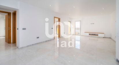 Apartment T2 in Faro (Sé e São Pedro) of 83 m²