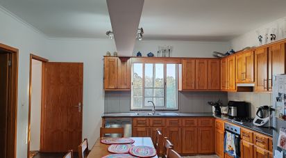 Maison T3 à São Caetano de 220 m²