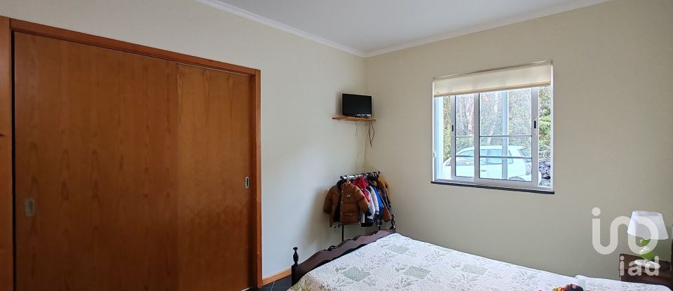 Maison T3 à São Caetano de 220 m²