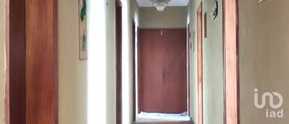 Moradia T4 em Covas e Vila Nova de Oliveirinha de 150 m²