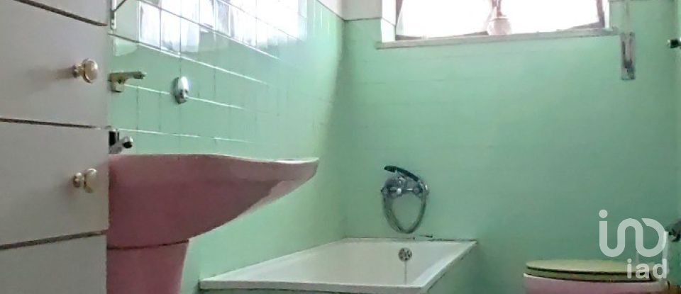 Moradia T4 em Covas e Vila Nova de Oliveirinha de 150 m²