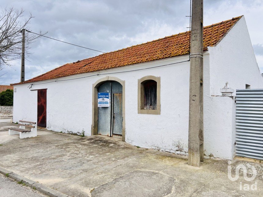 House T3 in Fazendas de Almeirim of 210 m²