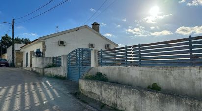 Maison traditionnelle T5 à Pataias e Martingança de 276 m²