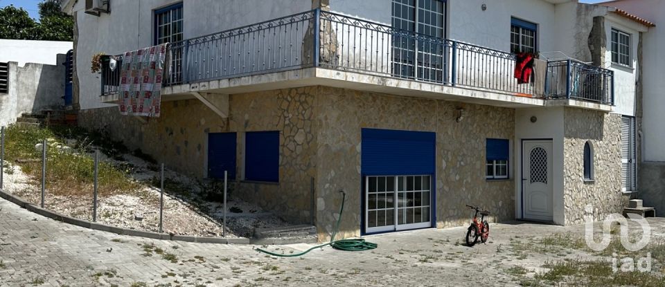 Casa tradicional T5 em Pataias e Martingança de 276 m²