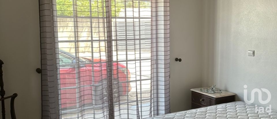 Casa tradicional T5 em Pataias e Martingança de 276 m²