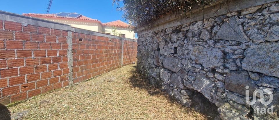 Terreno urbano em Areosa de 432 m²