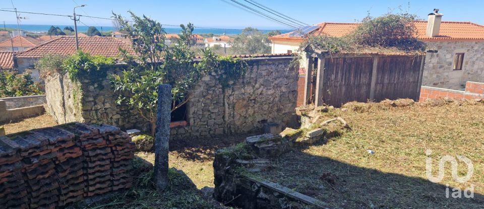 Terreno urbano em Areosa de 432 m²