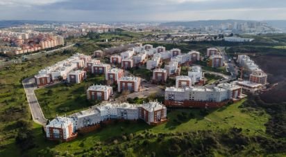 Apartamento T2 em Venteira de 107 m²