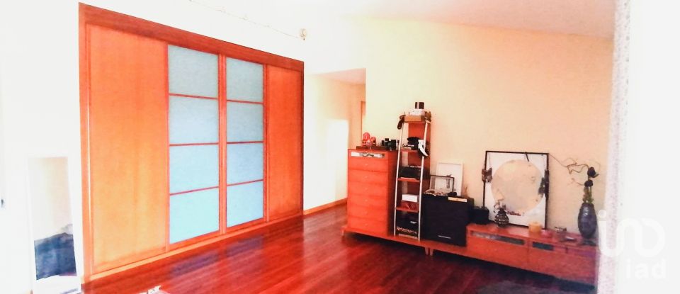 House T4 in Loivo of 346 m²