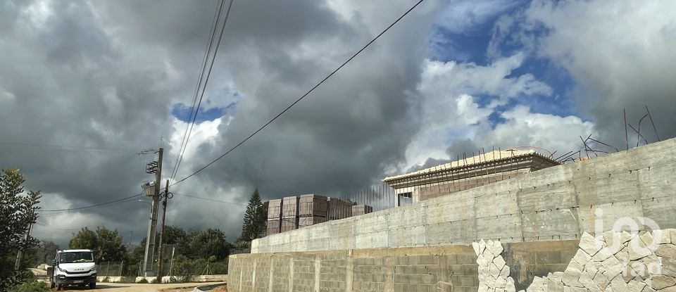 Moradia T3 em Alcantarilha e Pêra de 180 m²