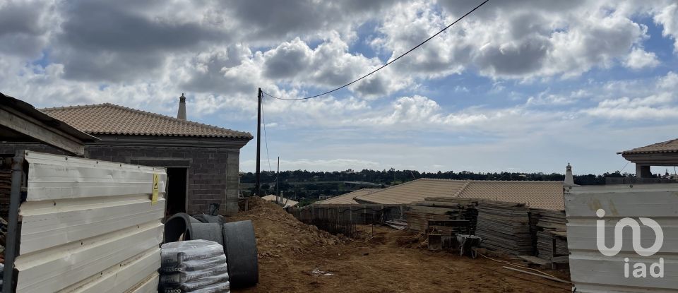 Moradia T3 em Alcantarilha e Pêra de 180 m²