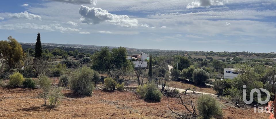 Moradia T3 em Alcantarilha e Pêra de 180 m²