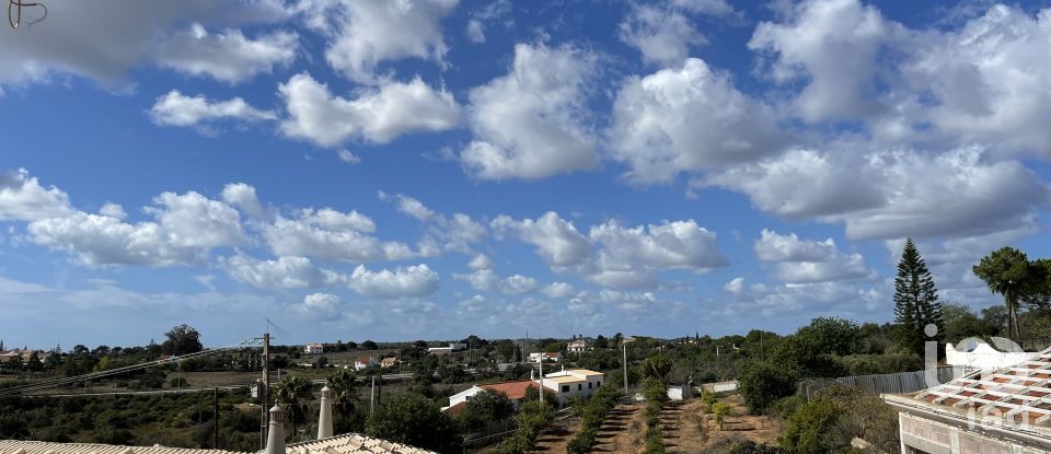 Moradia T3 em Alcantarilha e Pêra de 180 m²