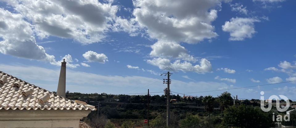 Moradia T3 em Alcantarilha e Pêra de 180 m²